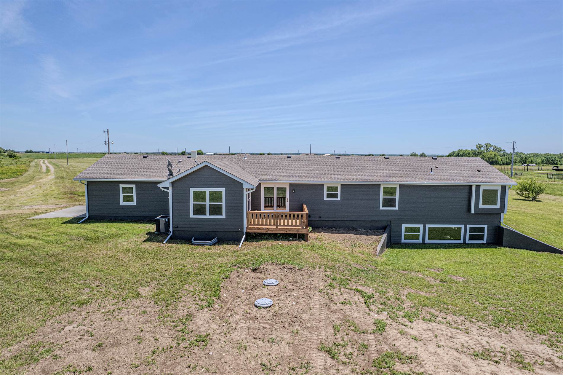 7514 Erichsen Road, Junction City, KS 66441