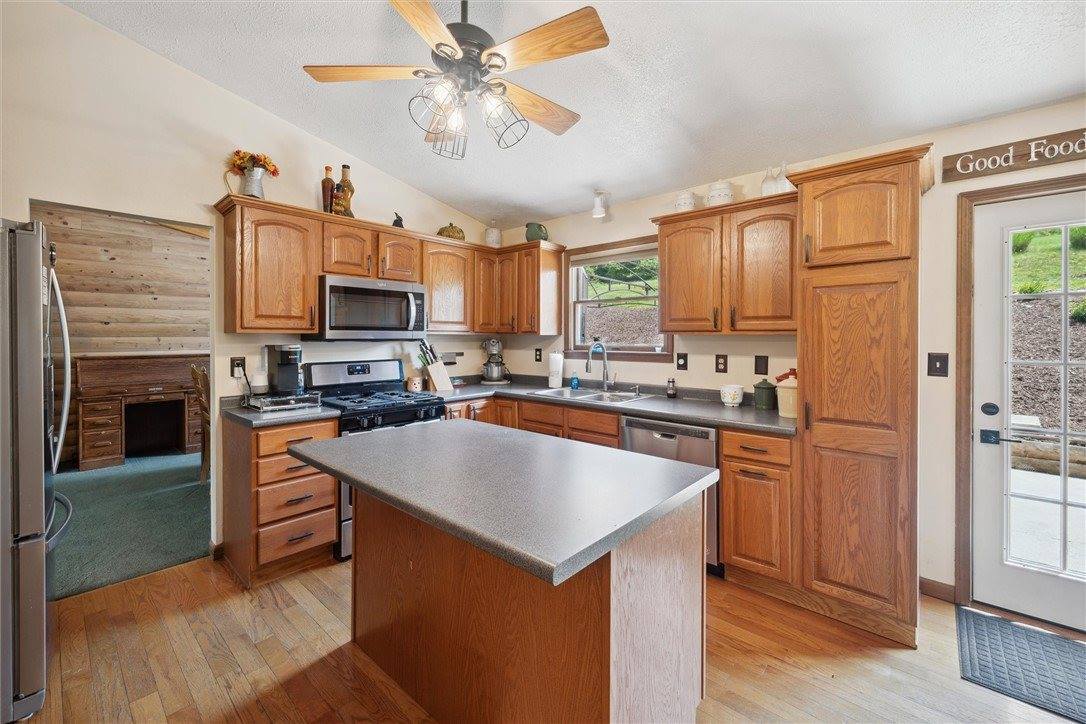 128 Crain Rd., Allegheny Township - WML, PA 15656