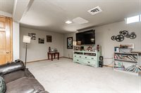 654 Rockview Road, Salina, KS 67401