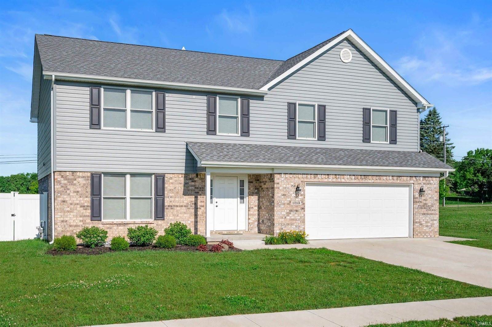 1213 N Wild Pine Drive, Yorktown, IN 47396