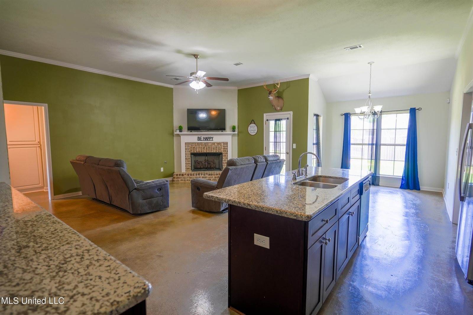 212 Cypress Knee Cove Cove, Terry, MS 39170