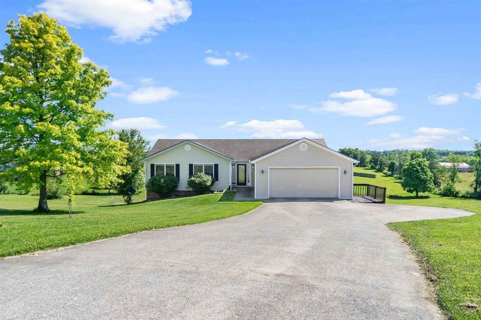 217 Saddle Brook Court, Berea, KY 40403