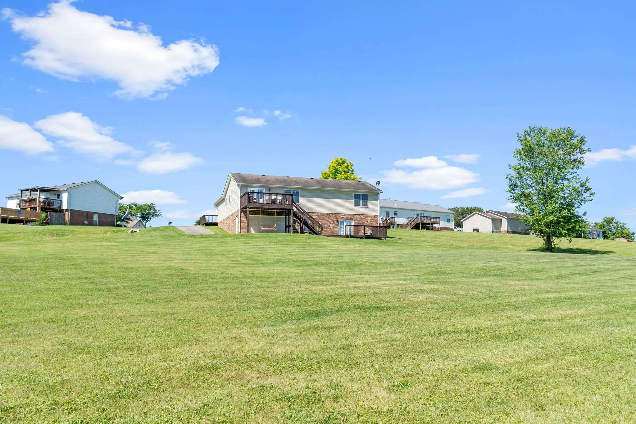 217 Saddle Brook Court, Berea, KY 40403