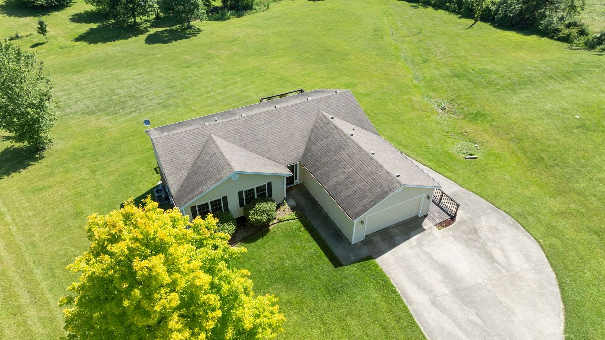 217 Saddle Brook Court, Berea, KY 40403