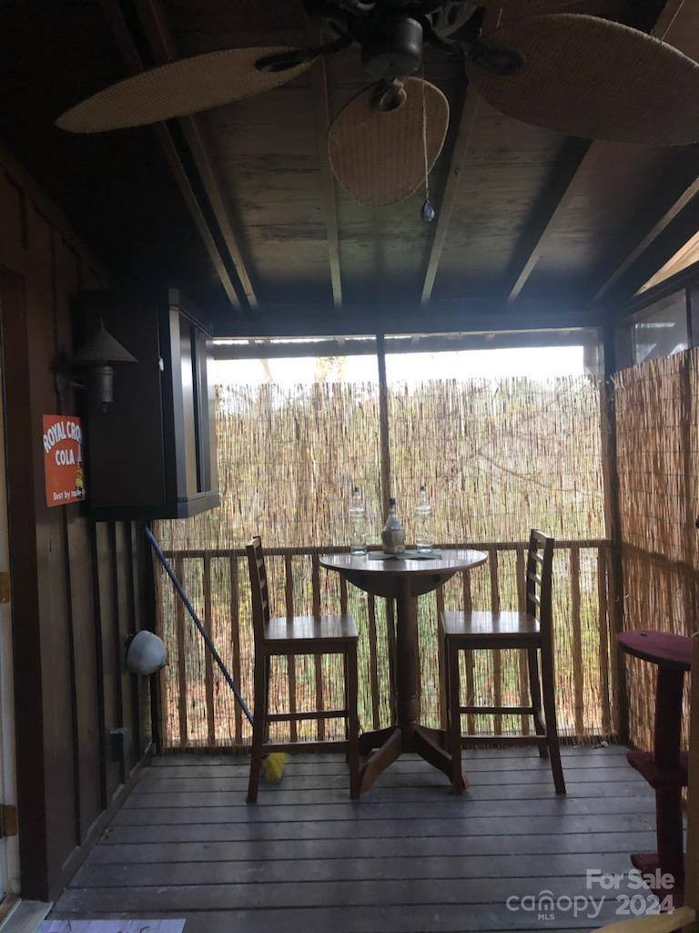 56 Mimosa Circle, Asheville, NC 28805