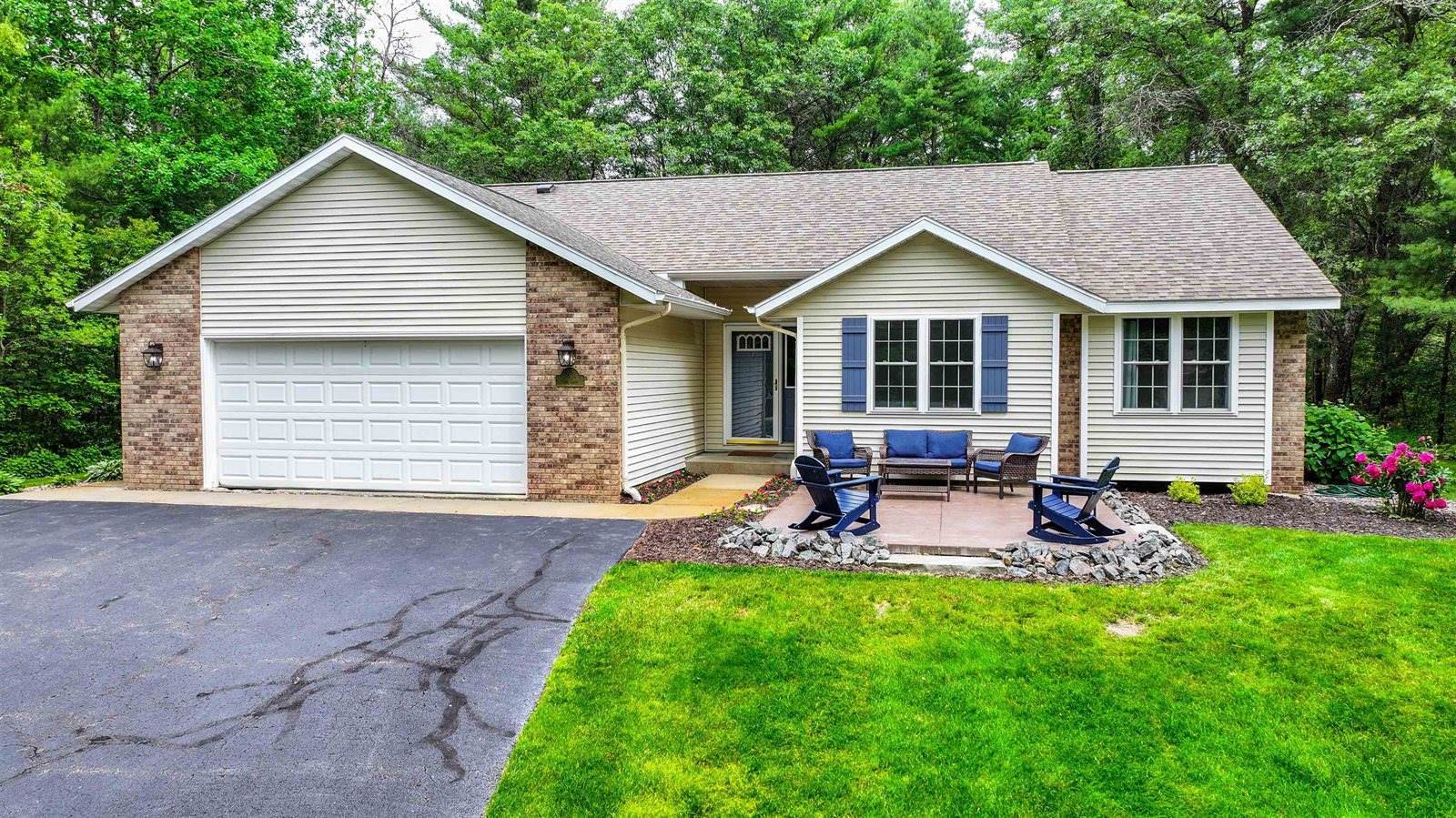 6831 Lisa Lane, Wisconsin Rapids, WI 54494