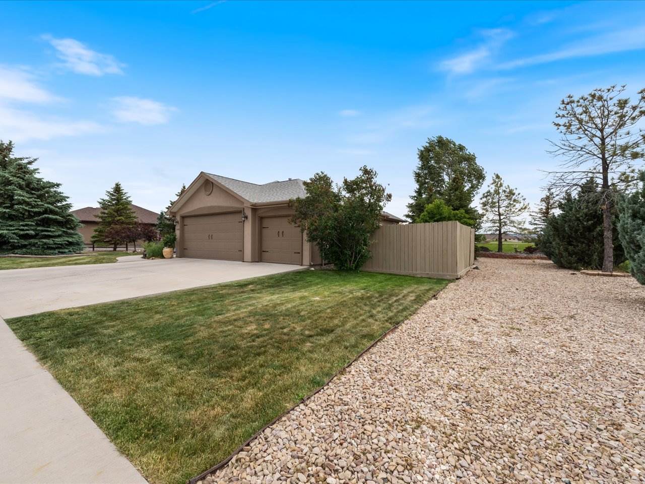 2500 Stone Bridge Drive, Montrose, CO 81401