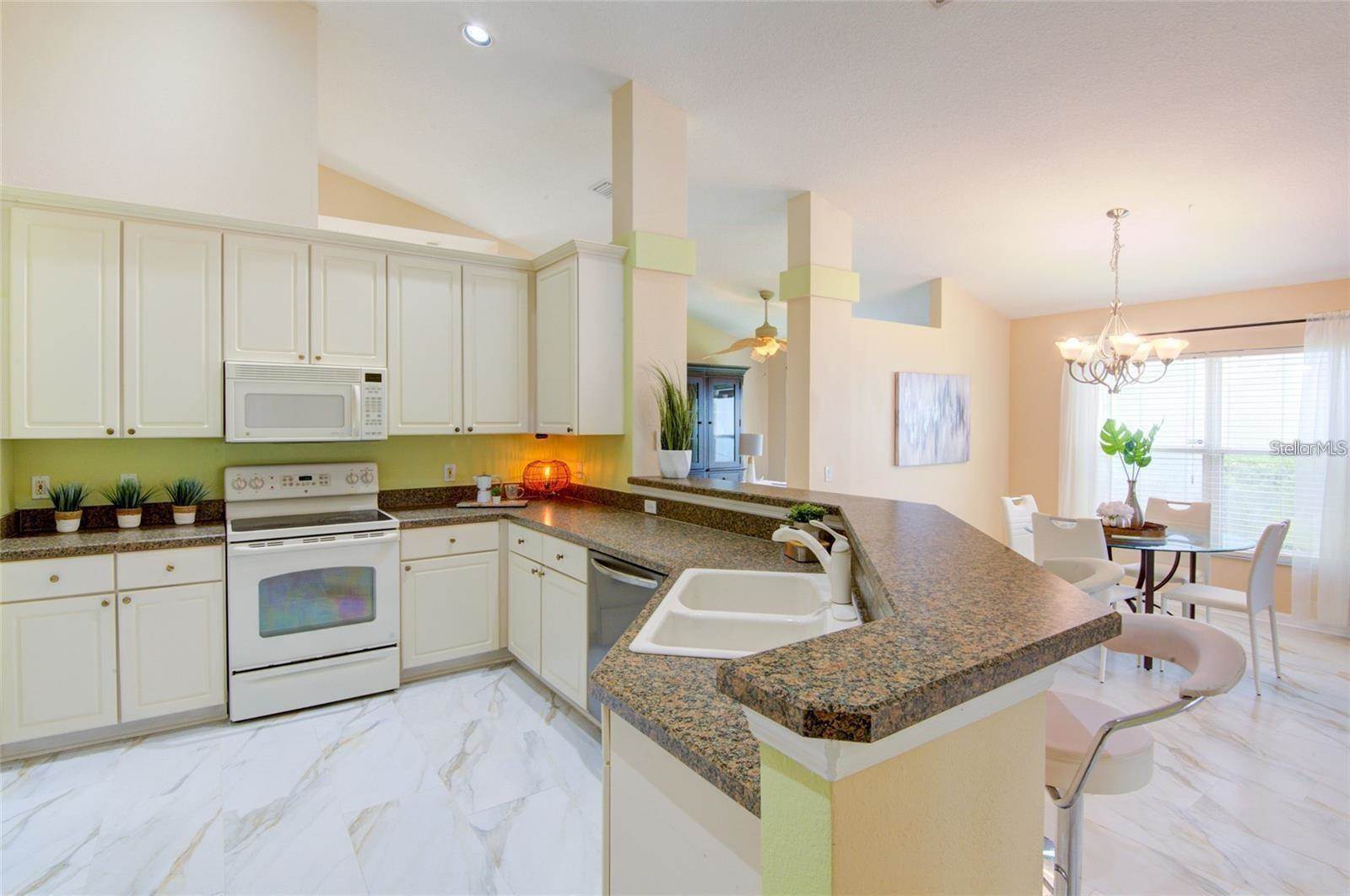 5015 60TH Drive East, Bradenton, FL 34203