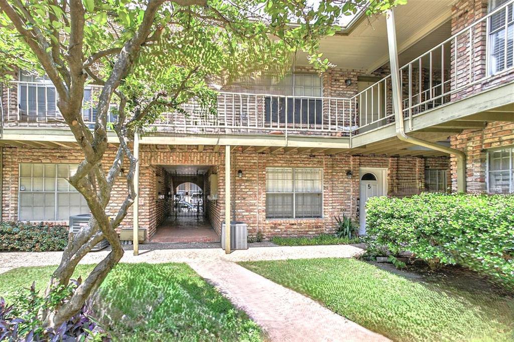 6401 Skyline Drive, #5, Houston, TX 77057