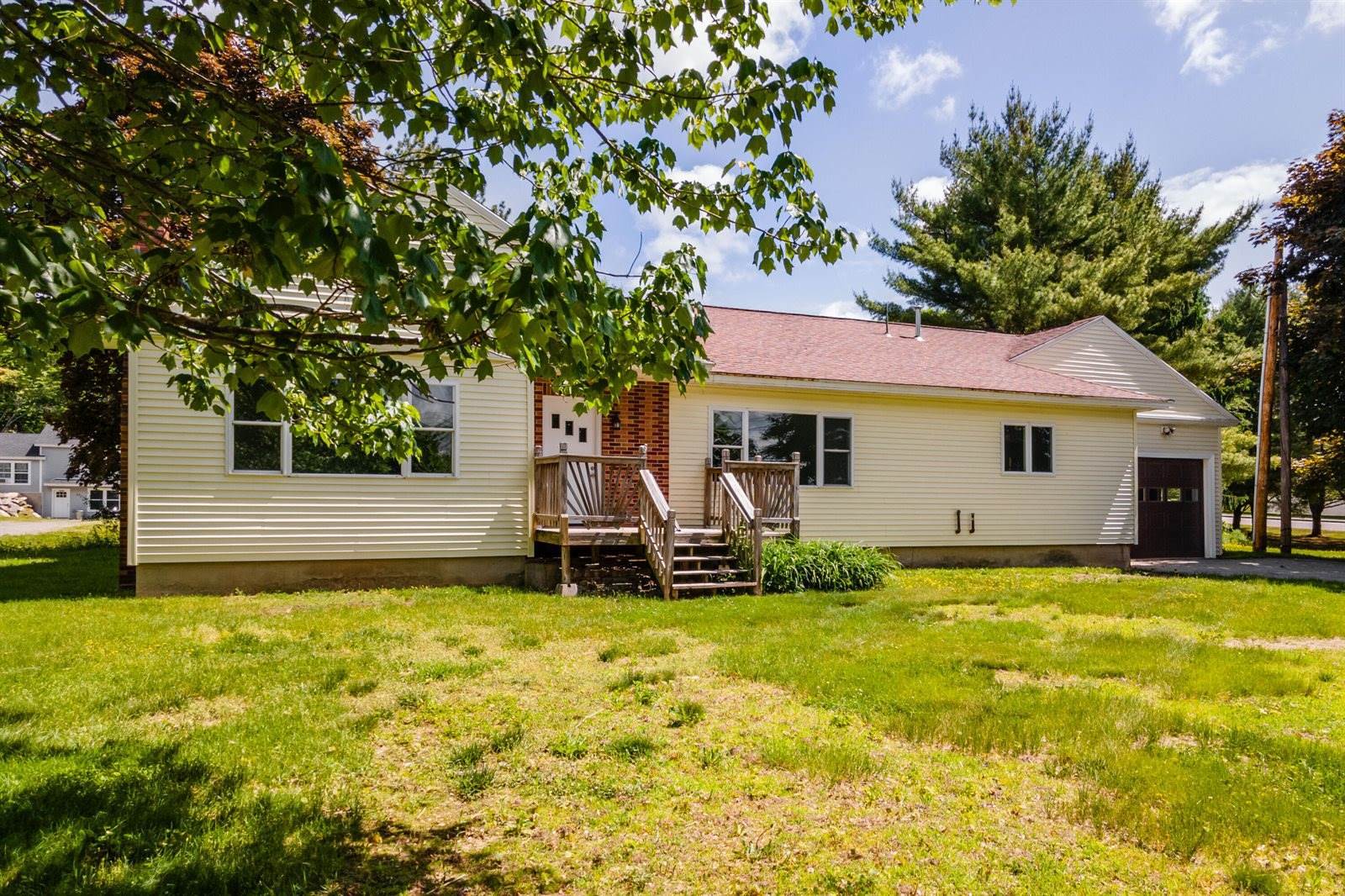 2423 Route 2, Hermon, ME 04401