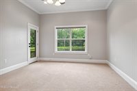 313 Capri Place, Ocean Springs, MS 39564