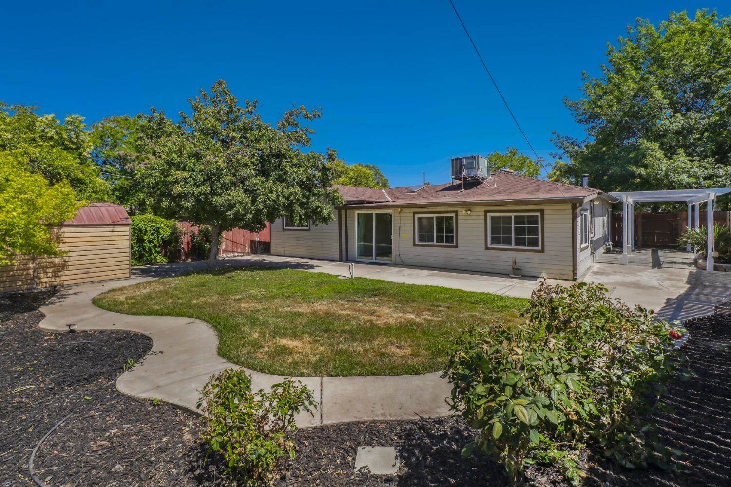 3228 Windsor Drive, Sacramento, CA 95864