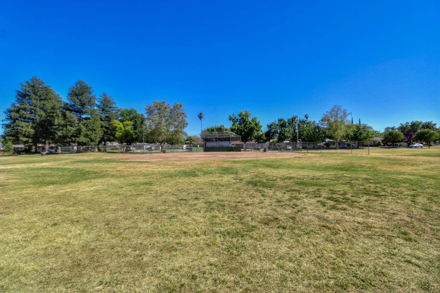 3228 Windsor Drive, Sacramento, CA 95864