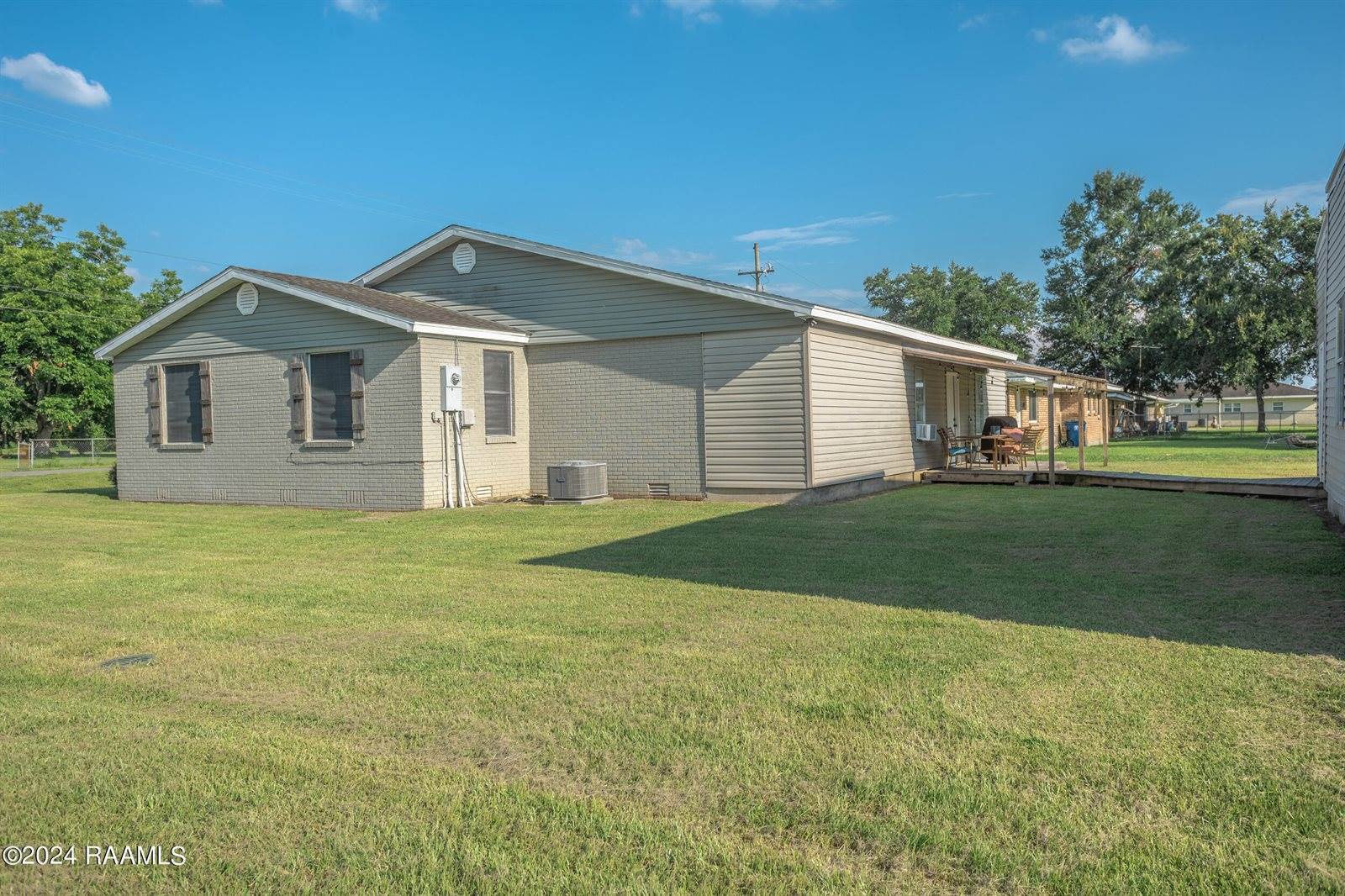 1400 Barbara Street, Rayne, LA 70578