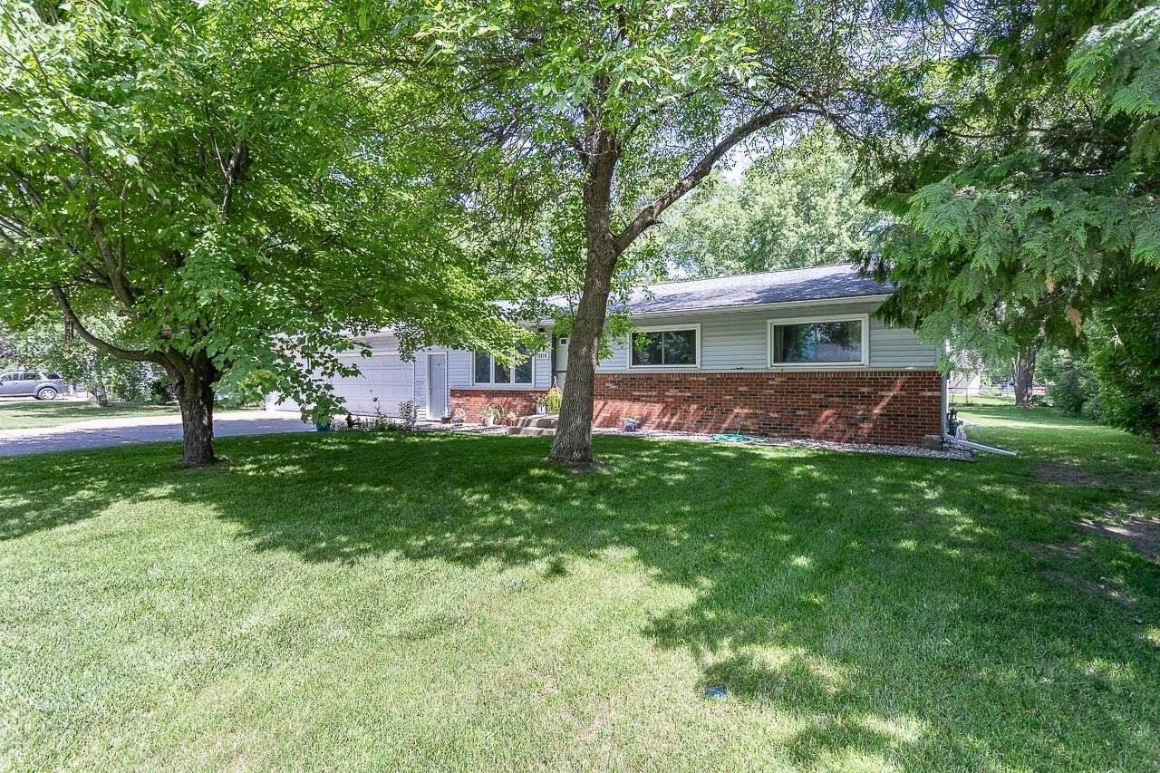 2970 Cedar Drive, Plover, WI 54467