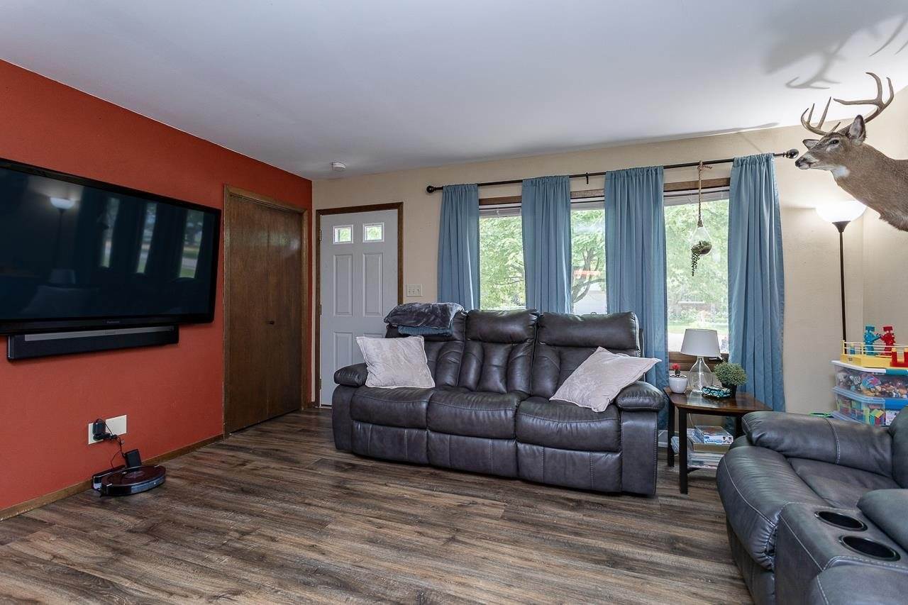 2970 Cedar Drive, Plover, WI 54467