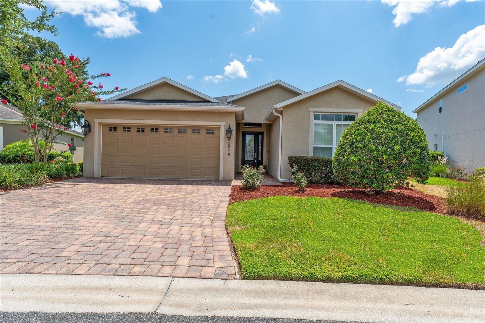 5048 Neptune Circle, Oxford, FL 34484