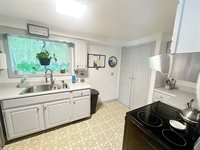 98 6th Street, Old Town, ME 04468