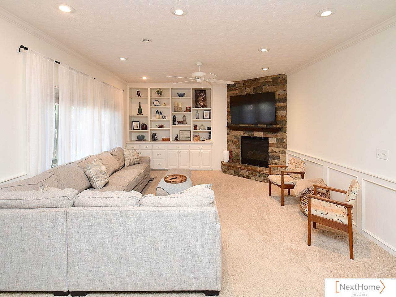 4320 Red Deer Drive, Lincoln, NE 68516