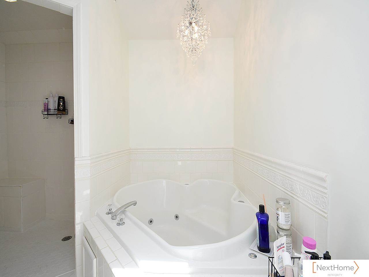 4320 Red Deer Drive, Lincoln, NE 68516