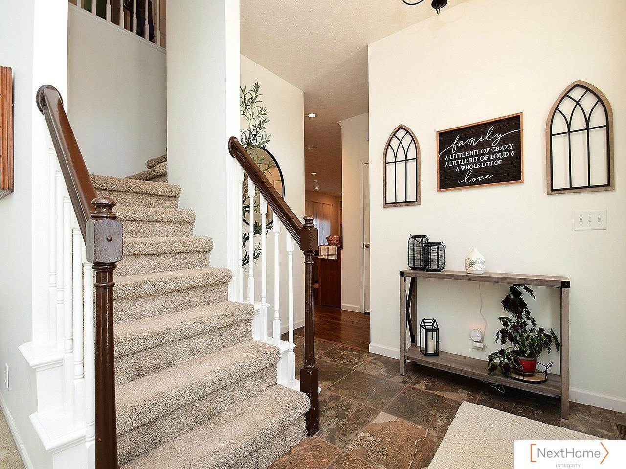 4320 Red Deer Drive, Lincoln, NE 68516