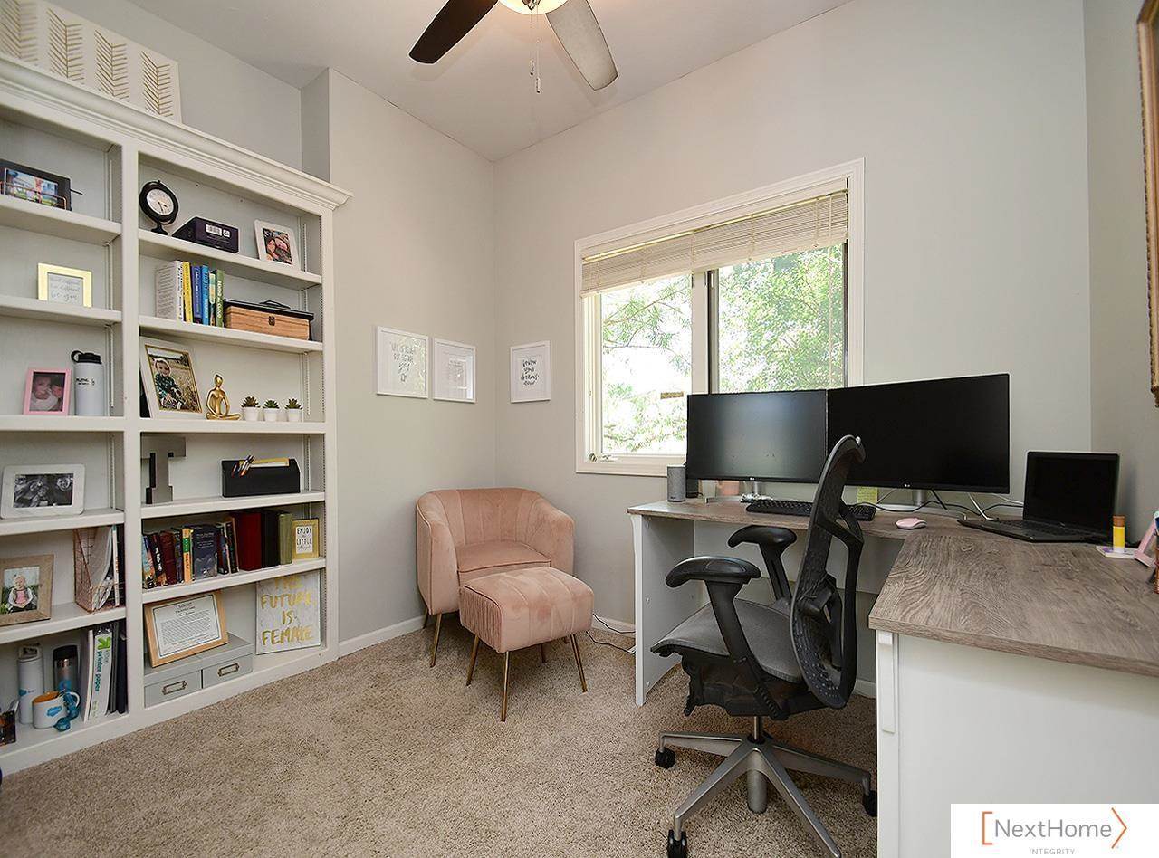 4320 Red Deer Drive, Lincoln, NE 68516