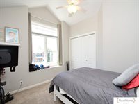 4320 Red Deer Drive, Lincoln, NE 68516