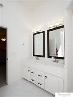 4320 Red Deer Drive, Lincoln, NE 68516