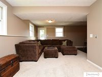 4320 Red Deer Drive, Lincoln, NE 68516