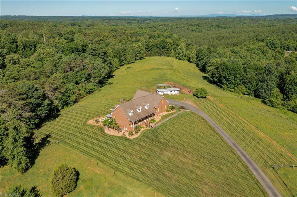 5734 Ogburn Stables Road, Tobaccoville, NC 27050