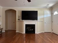 1003 Cedar Creek Dr, Rossville, GA 30741