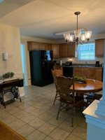 1003 Cedar Creek Dr, Rossville, GA 30741