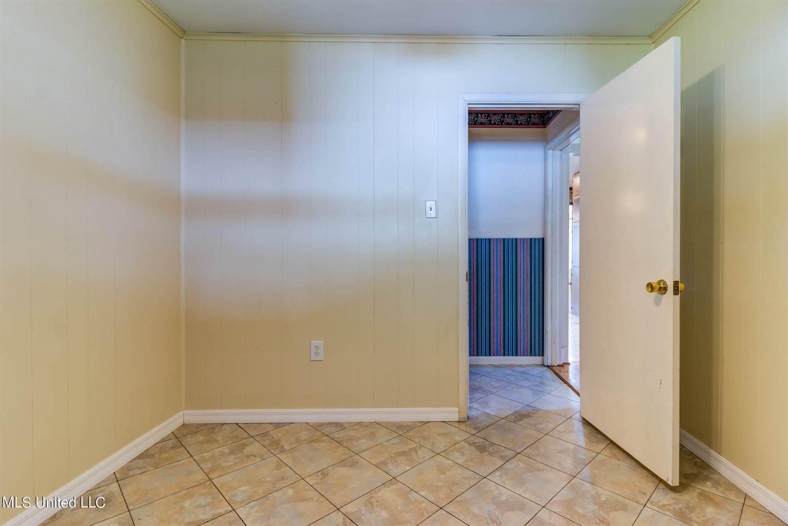 2202 North Street, Gulfport, MS 39507