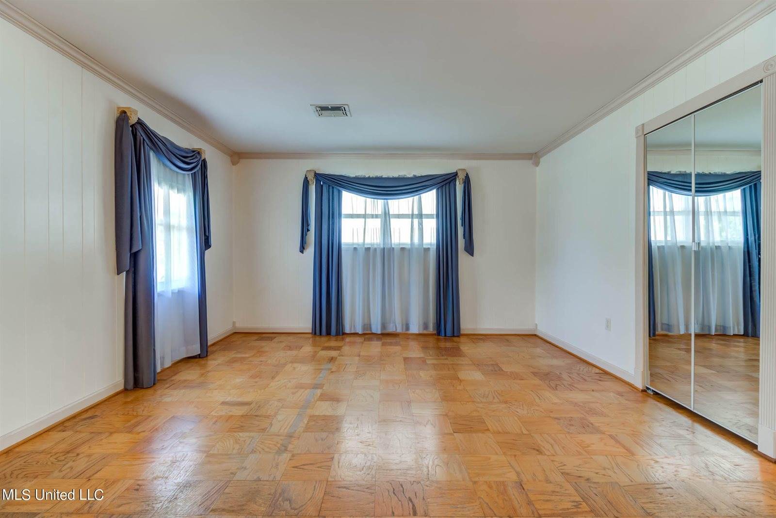 2202 North Street, Gulfport, MS 39507