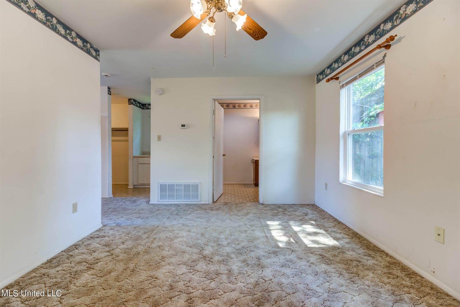 2202 North Street, Gulfport, MS 39507