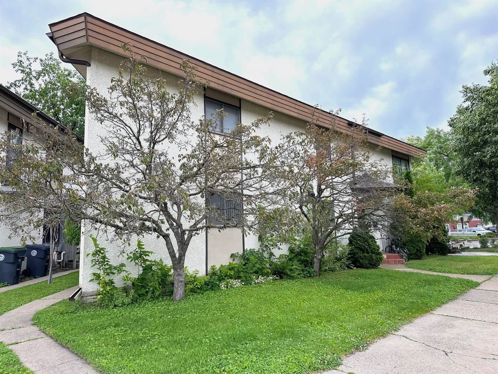 2106 Campbell Rd, #2108, La Crosse, WI 54601