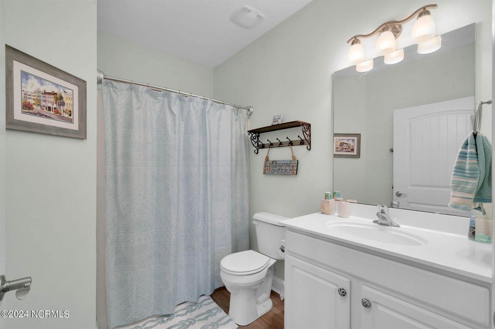 300 Gateway Condos Drive, Surf City, NC 28445