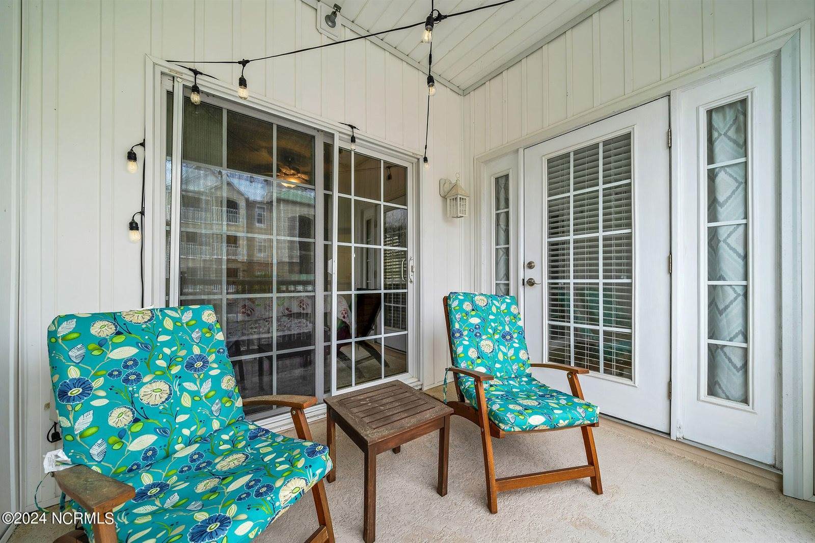 300 Gateway Condos Drive, Surf City, NC 28445