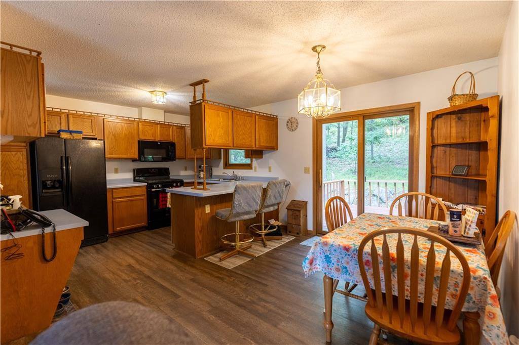 W10904 Vance Road, Black River Falls, WI 54615