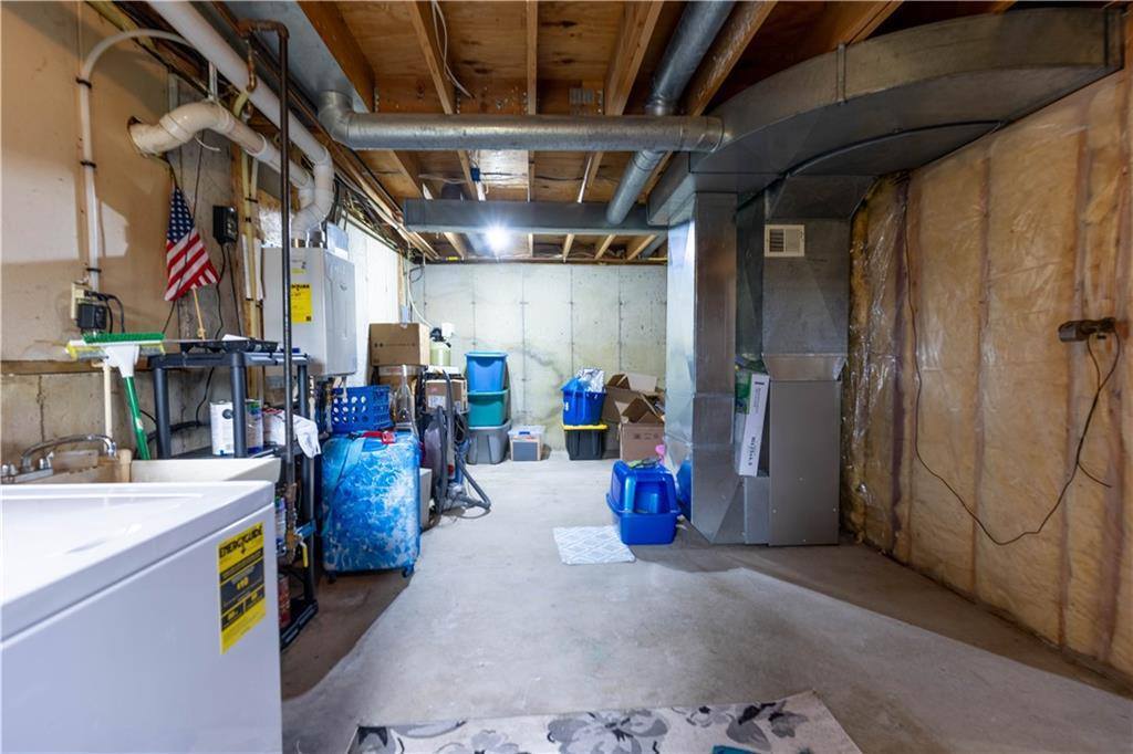 W10904 Vance Road, Black River Falls, WI 54615
