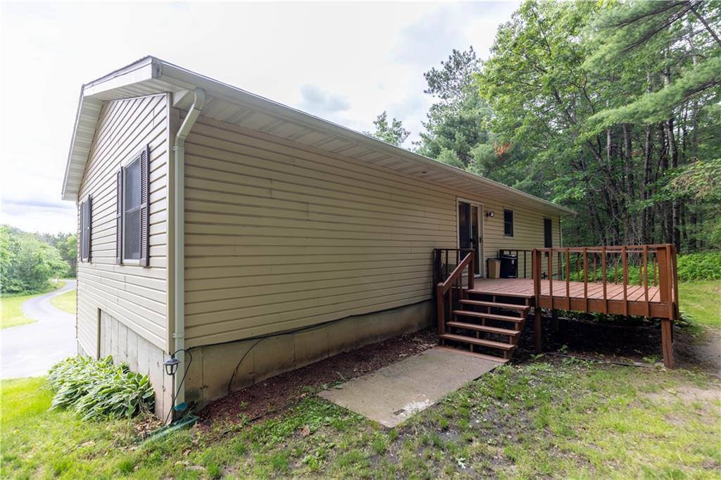 W10904 Vance Road, Black River Falls, WI 54615