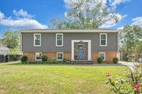 3921 Adair Cir, Roanoke, VA 24018