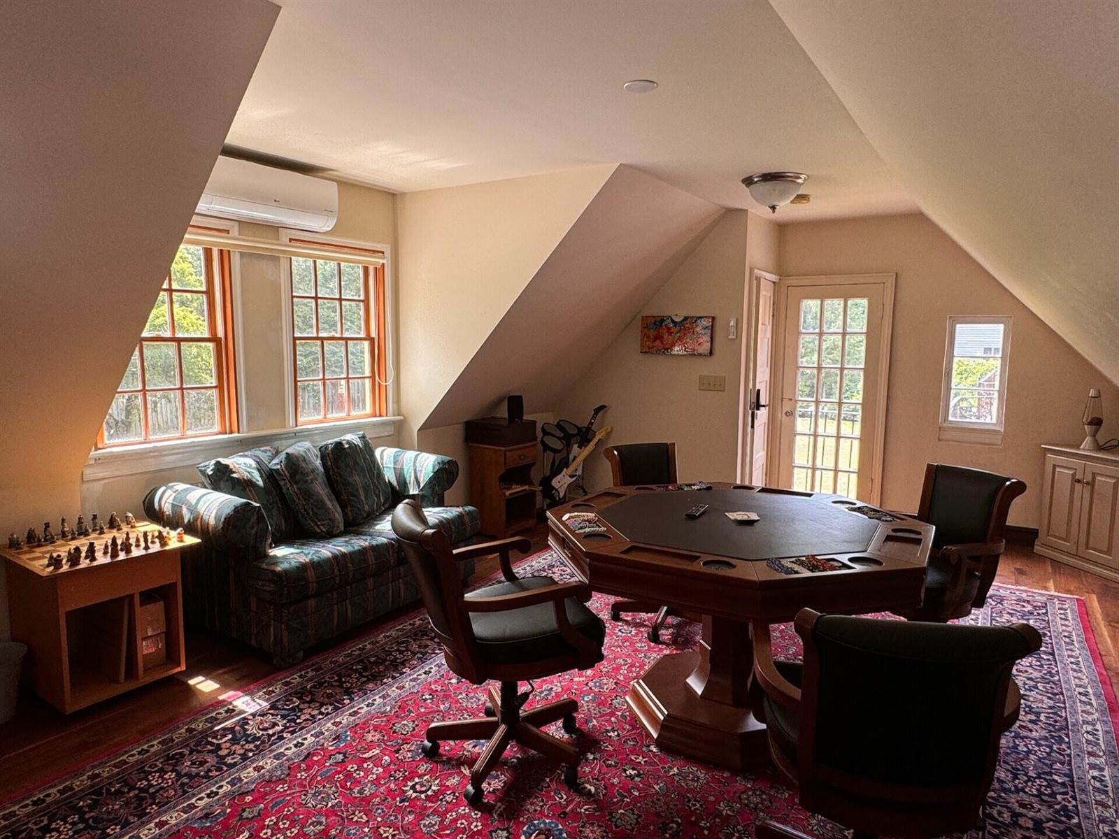 180 Park Ln, Hot Springs, VA 24445