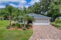 10270 Julia Isles Avenue, Oxford, FL 34484