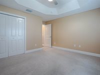 10270 Julia Isles Avenue, Oxford, FL 34484