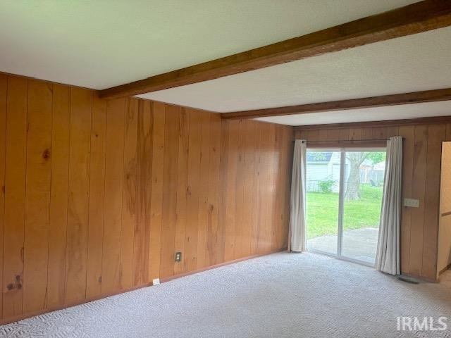 2301 N Old Towne Lane, Muncie, IN 47304