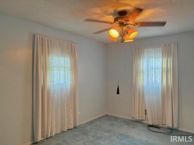 2301 N Old Towne Lane, Muncie, IN 47304