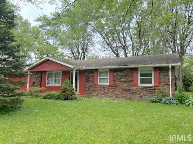 2301 N Old Towne Lane, Muncie, IN 47304