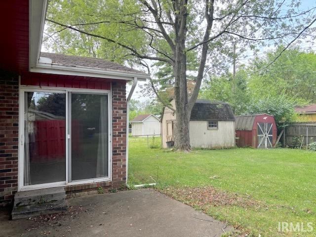 2301 N Old Towne Lane, Muncie, IN 47304