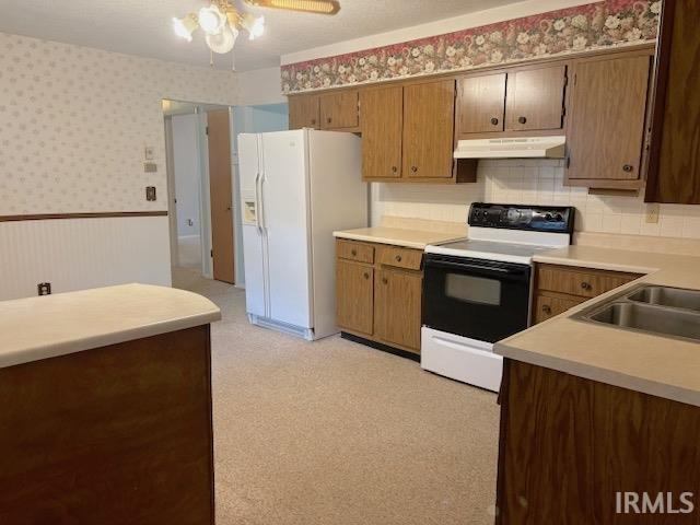 2301 N Old Towne Lane, Muncie, IN 47304